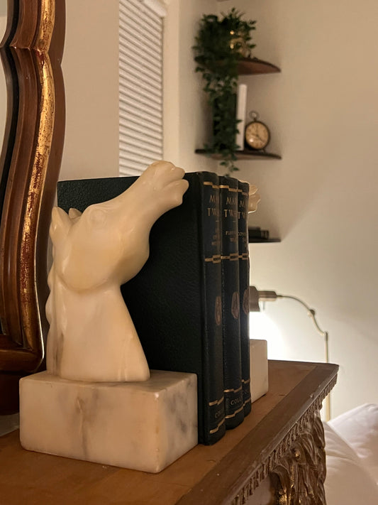 Styling the Perfect Fall Mantel with Vintage Finds
