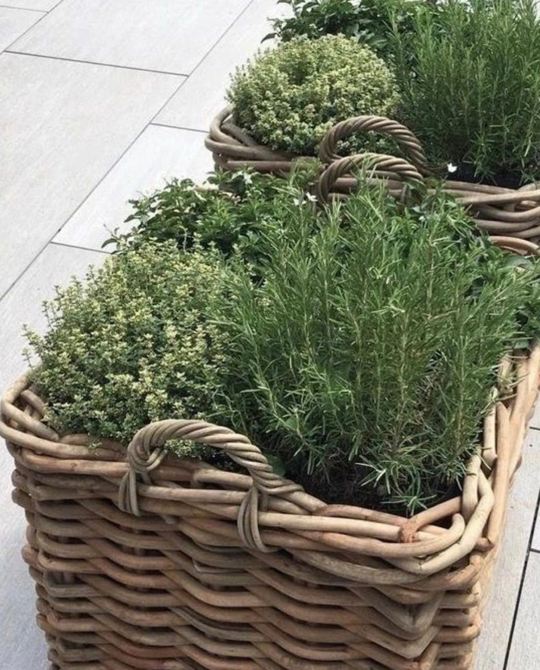 Vintage-Inspired Spring Porch Decor: Create a Charming Welcome at The Antique Yard