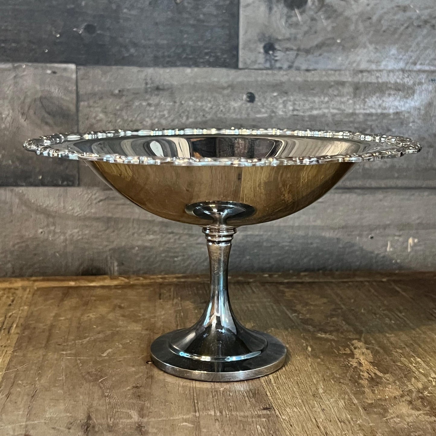 Vintage Oneida Silverplated Long Stem Pedestal Compote Shallow Bowl