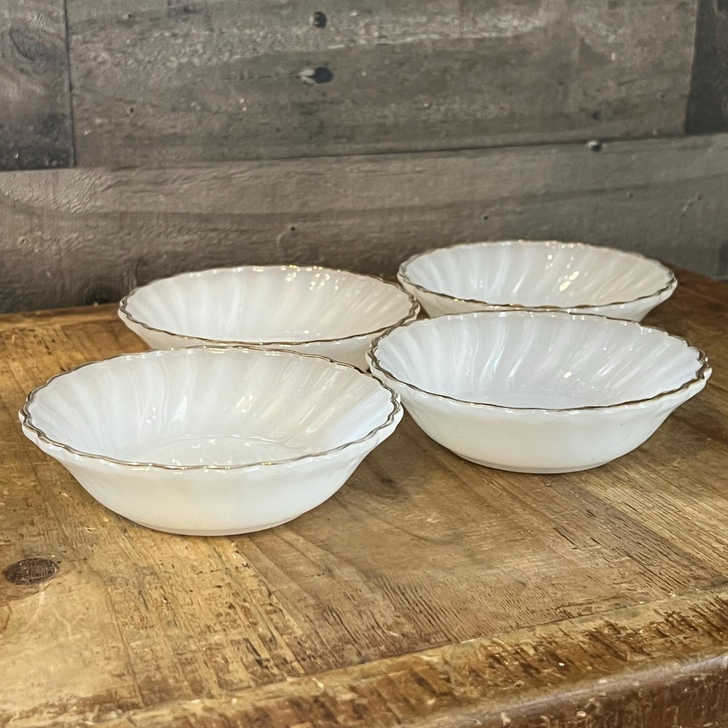 Vintage Set of 4 Milk Glass Scallop Swirled Gold Rim Bowls - Berry Bowls - Parfait Bowls - Dessert Bowls