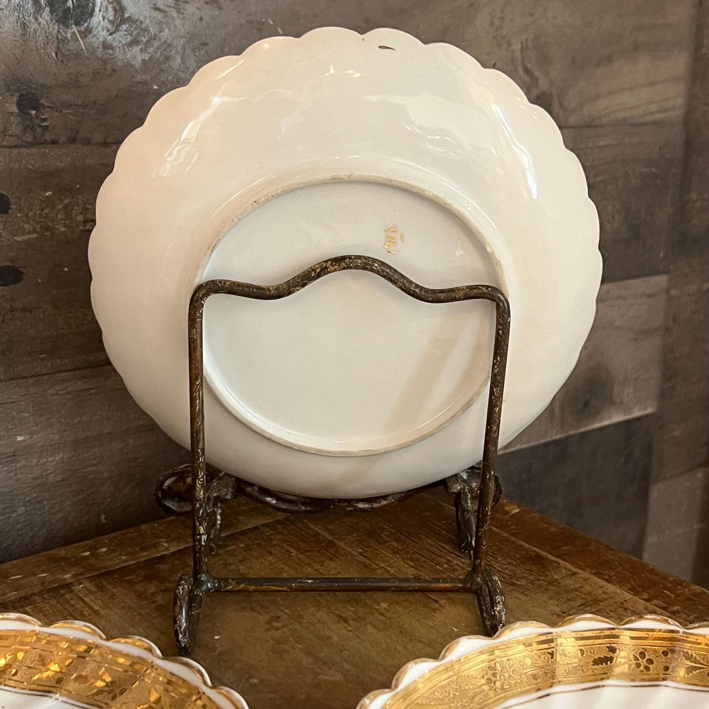 Vintage Scallop Rim White Swirl Coupe Plates with Gold Rim Design - Set of 5