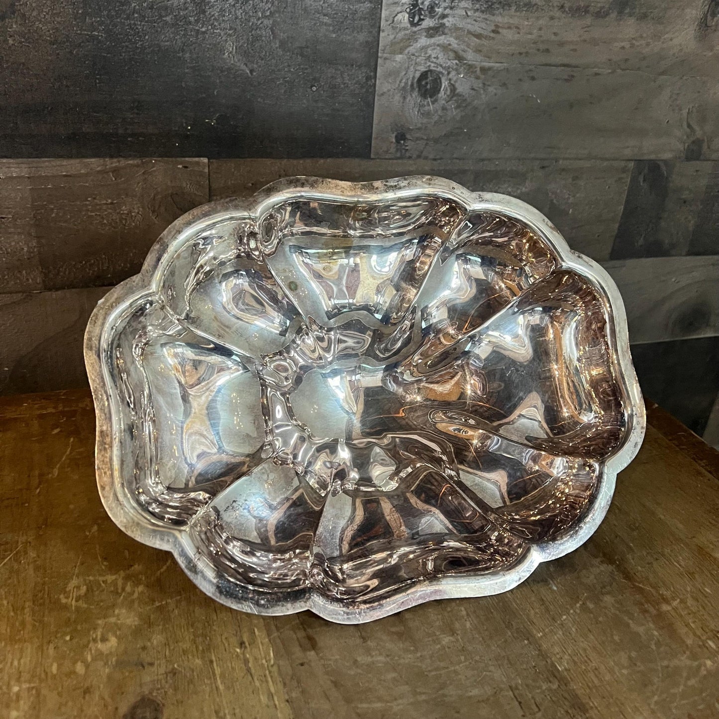 Silverplated Old English Reproduction Oval Lidded Serving Dish Warming Chafing Dish