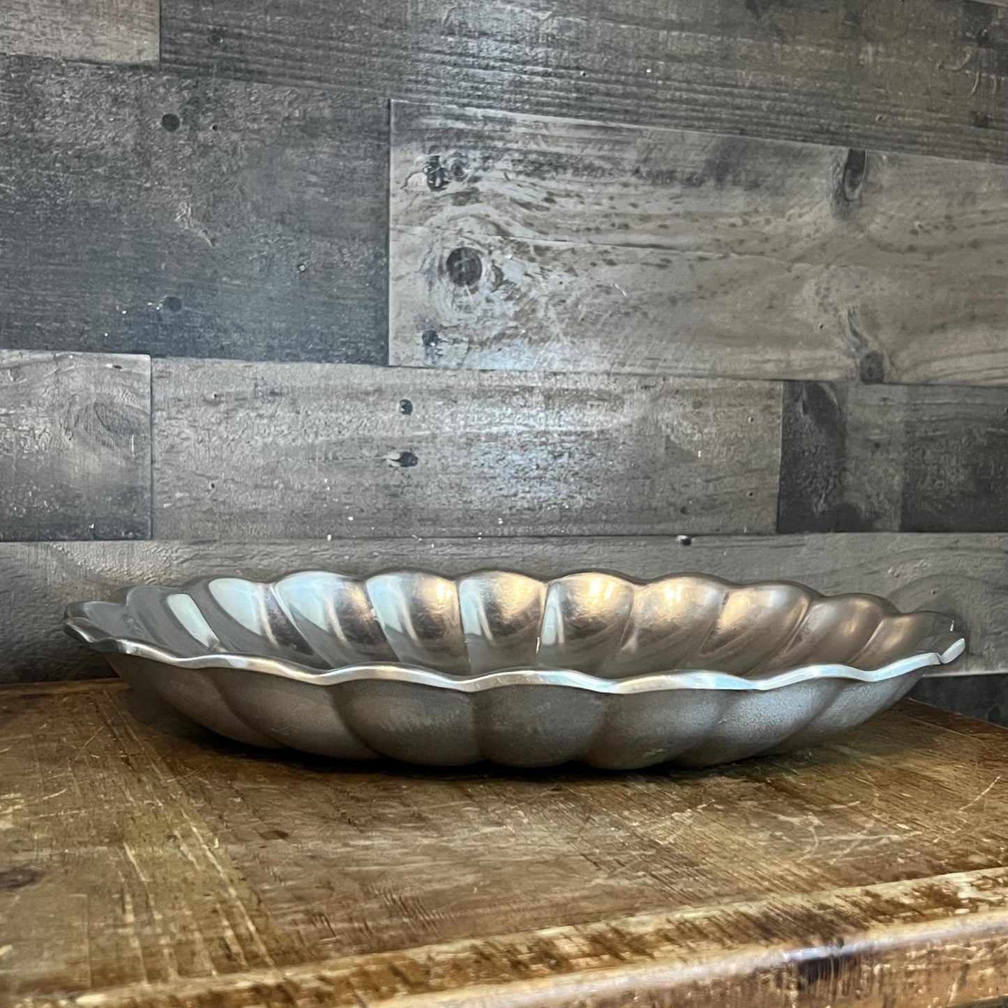 Wilton Mount Joy PA USA Scallop Rim Oval Platter Dish