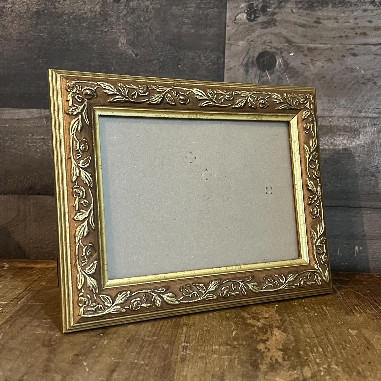 Vintage Gold Tone Floral Accent Picture Frame