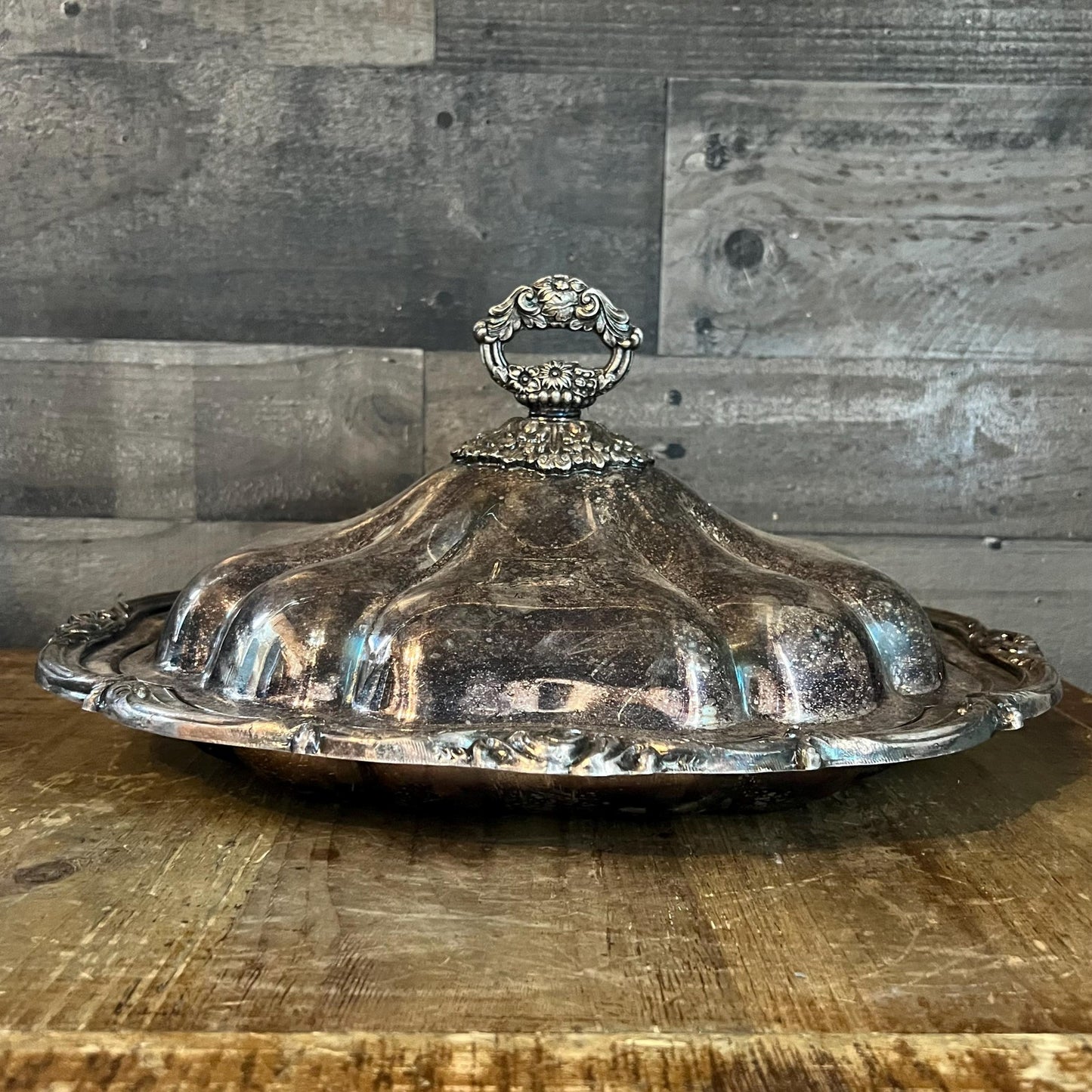 Silverplated Old English Reproduction Oval Lidded Serving Dish Warming Chafing Dish