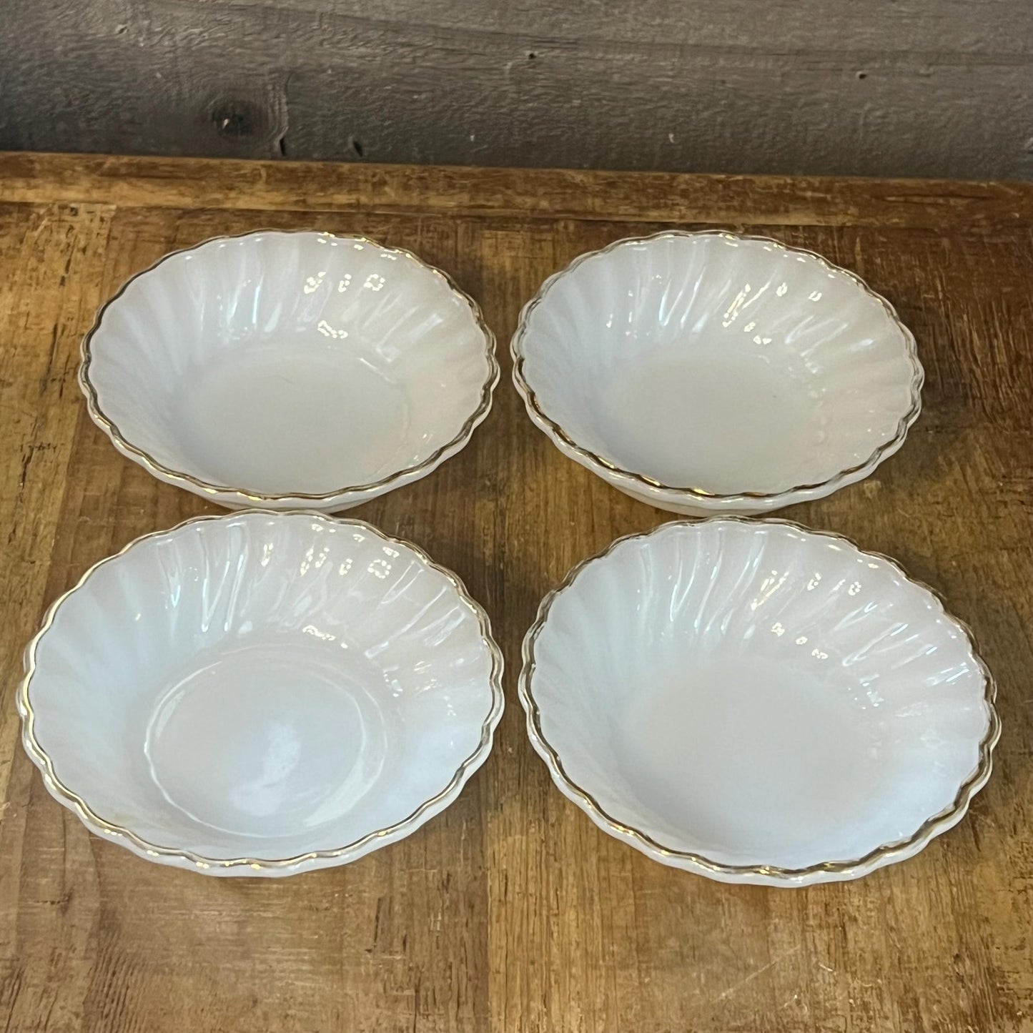 Vintage Set of 4 Milk Glass Scallop Swirled Gold Rim Bowls - Berry Bowls - Parfait Bowls - Dessert Bowls