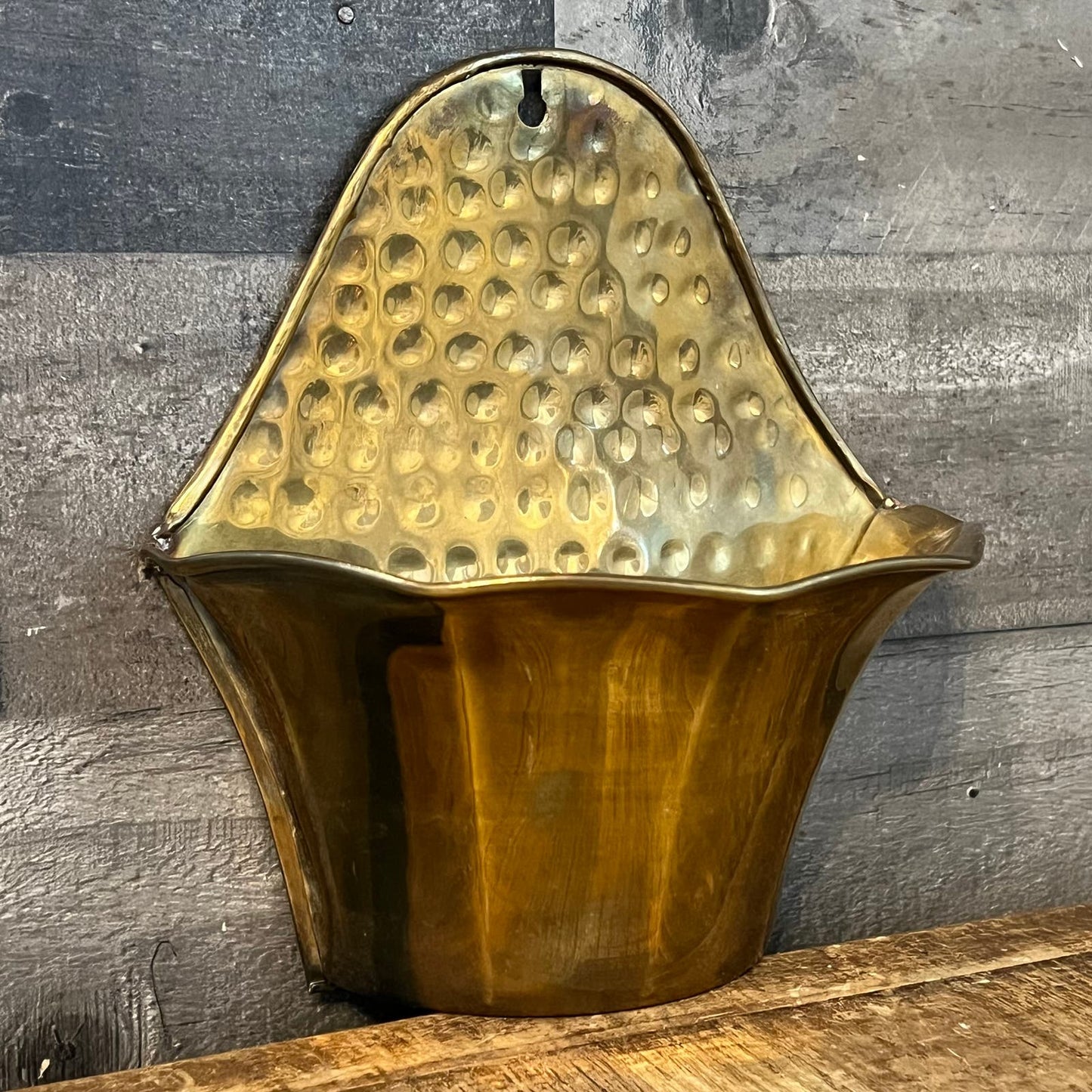 Vintage Brass Scallop Rim Pocket Wall Hanging Planter