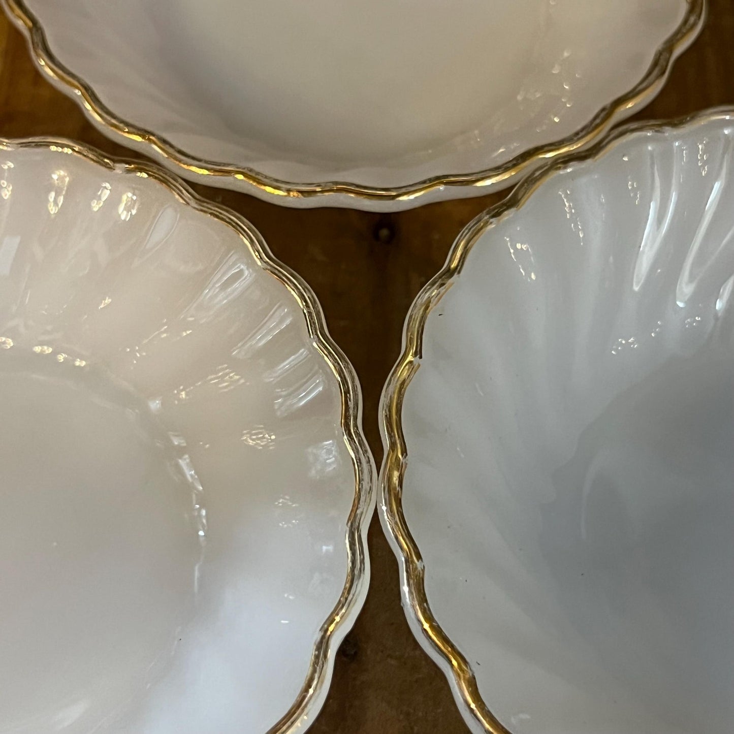 Vintage Set of 4 Milk Glass Scallop Swirled Gold Rim Bowls - Berry Bowls - Parfait Bowls - Dessert Bowls