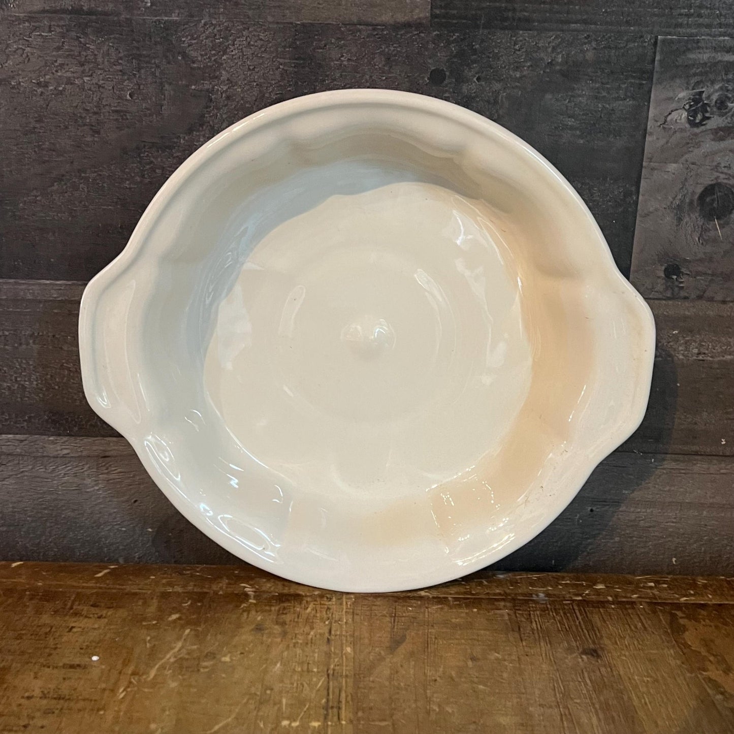 Vintage Creamy White Handled Pie Pan