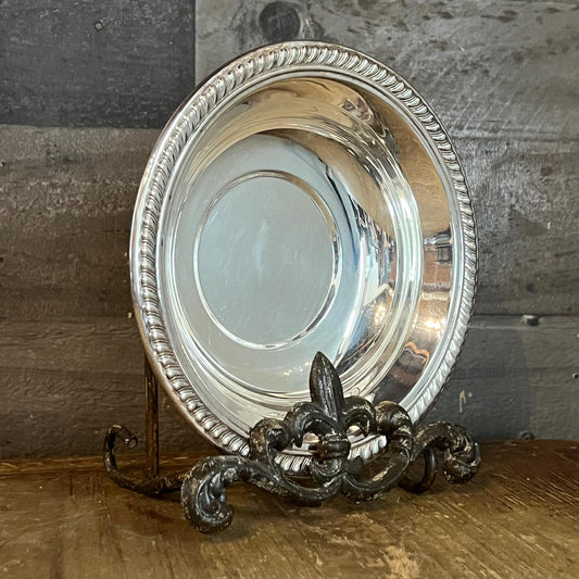 Vintage FB Rogers Silverplated Round Braided Rim Accent Bowl