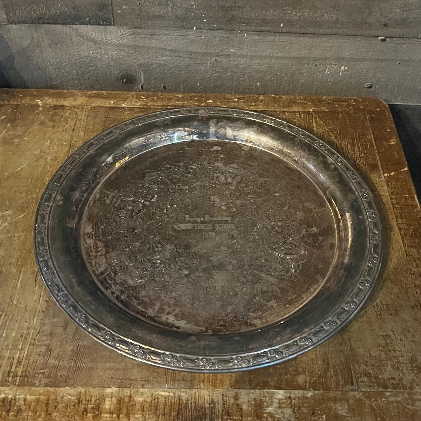 Vintage Round Silverplated Oneida Silversmiths Trophy Tray