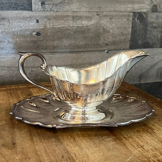 Vintage Gotham Heritage Silverplated Scallop Rim Gravy Boat and Oval Under Plate - YH17-1