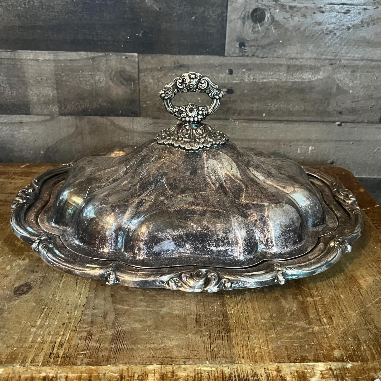 Silverplated Old English Reproduction Oval Lidded Serving Dish Warming Chafing Dish