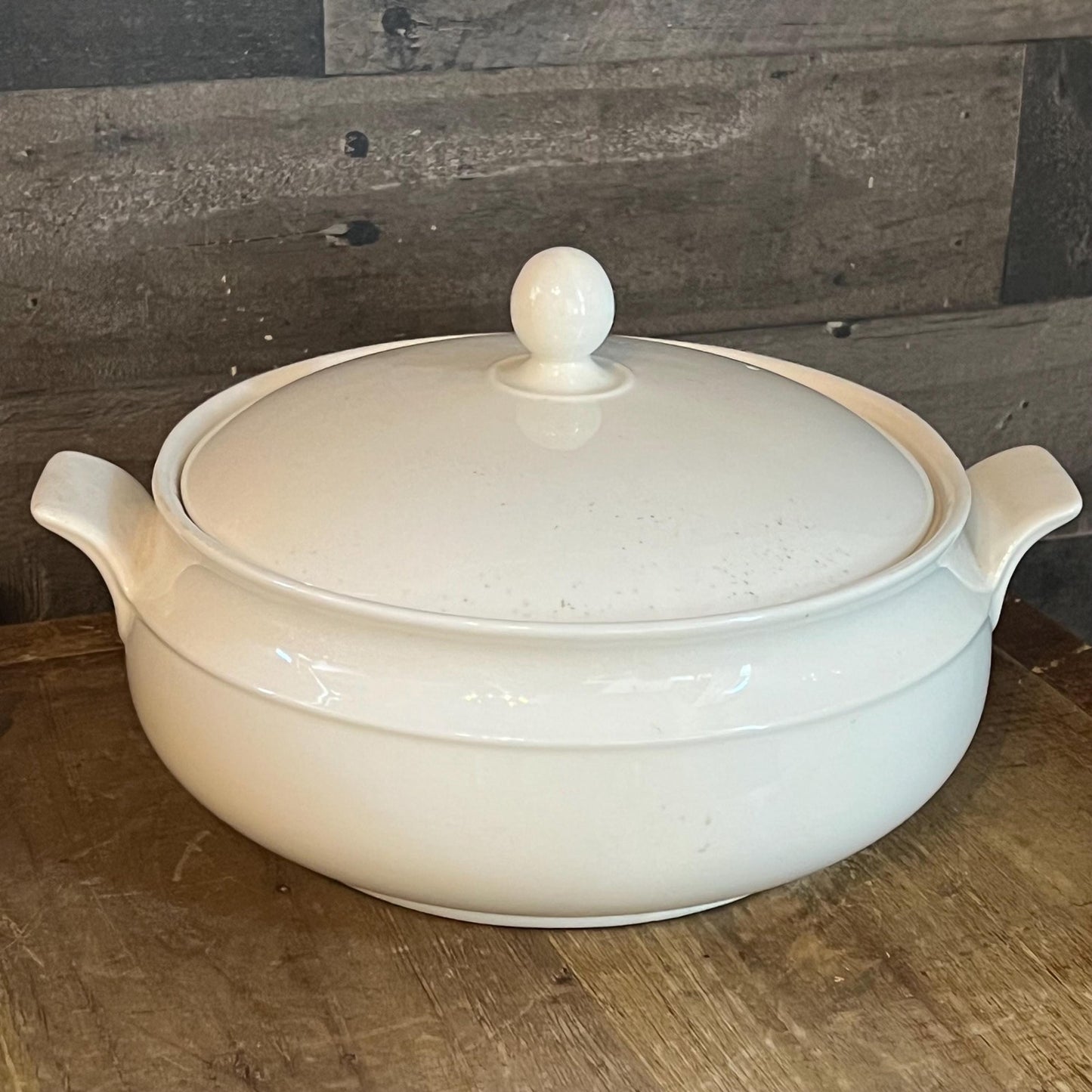 White Round Handled Lidded Casserole Dish - Vegetable Dish