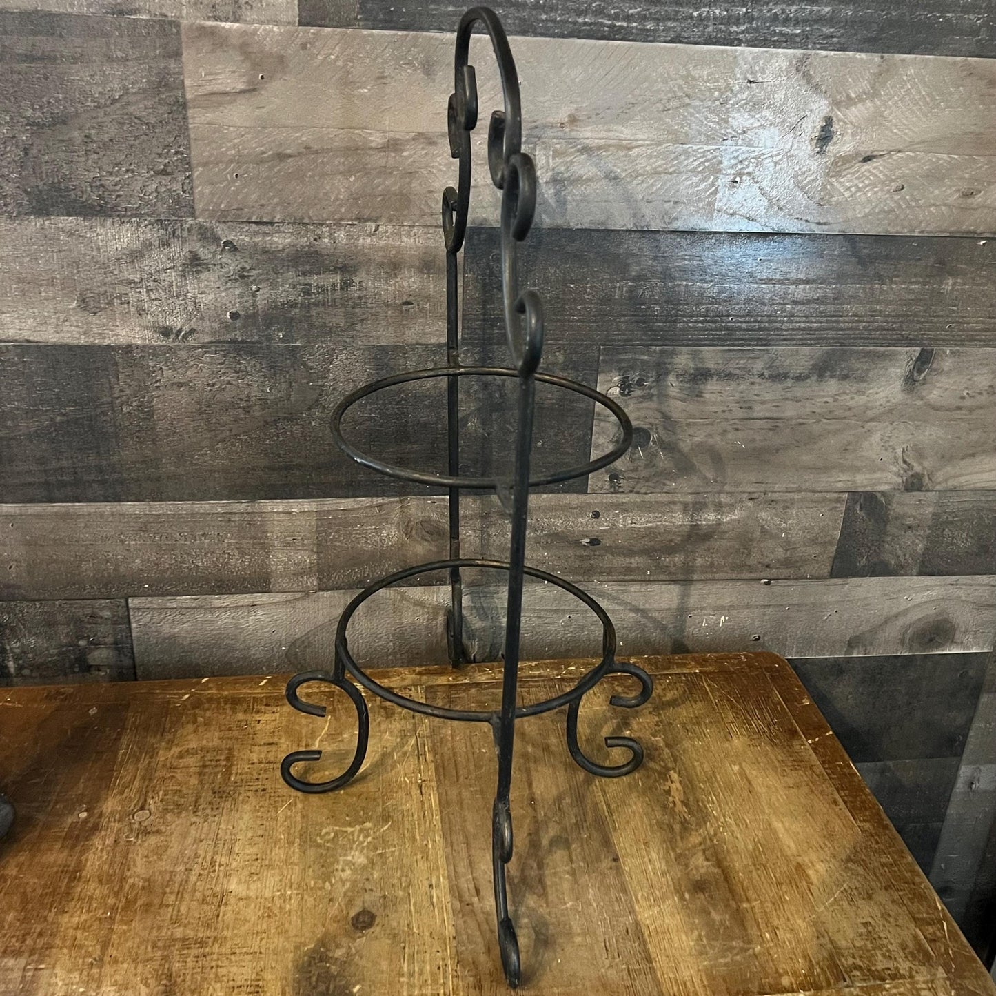 Wrought Iron 2 Tier Plate Rack - Pie Rack - Dessert Stand
