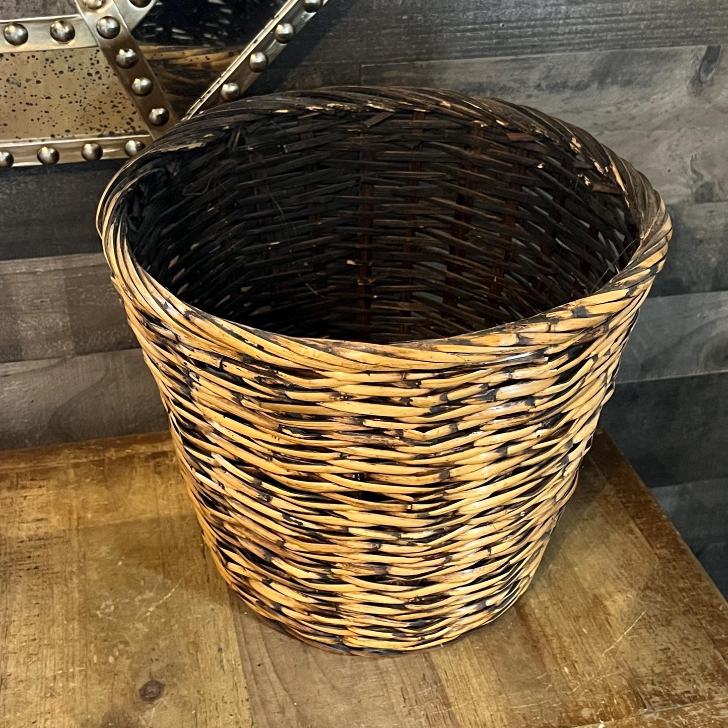 Vintage Woven Wicker Basket - Planter Basket - Laundry Basket - Blanket Basket - Shoe Basket - Towel Basket