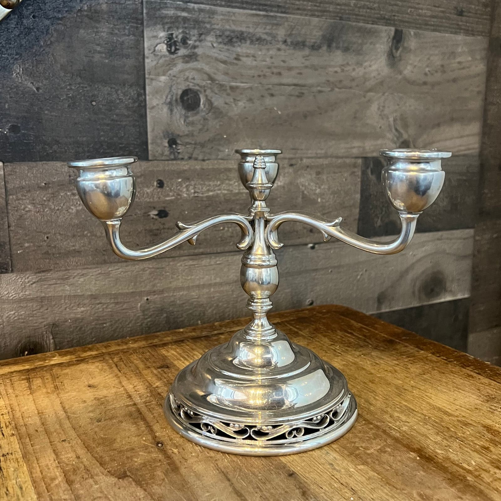 Vintage Shirley Colonial Williamsburg Heavy Pewter 3 Arm Candlestick H –  THE ANTIQUE YARD