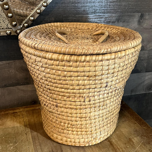 Vintage Woven Seagrass Lidded Basket