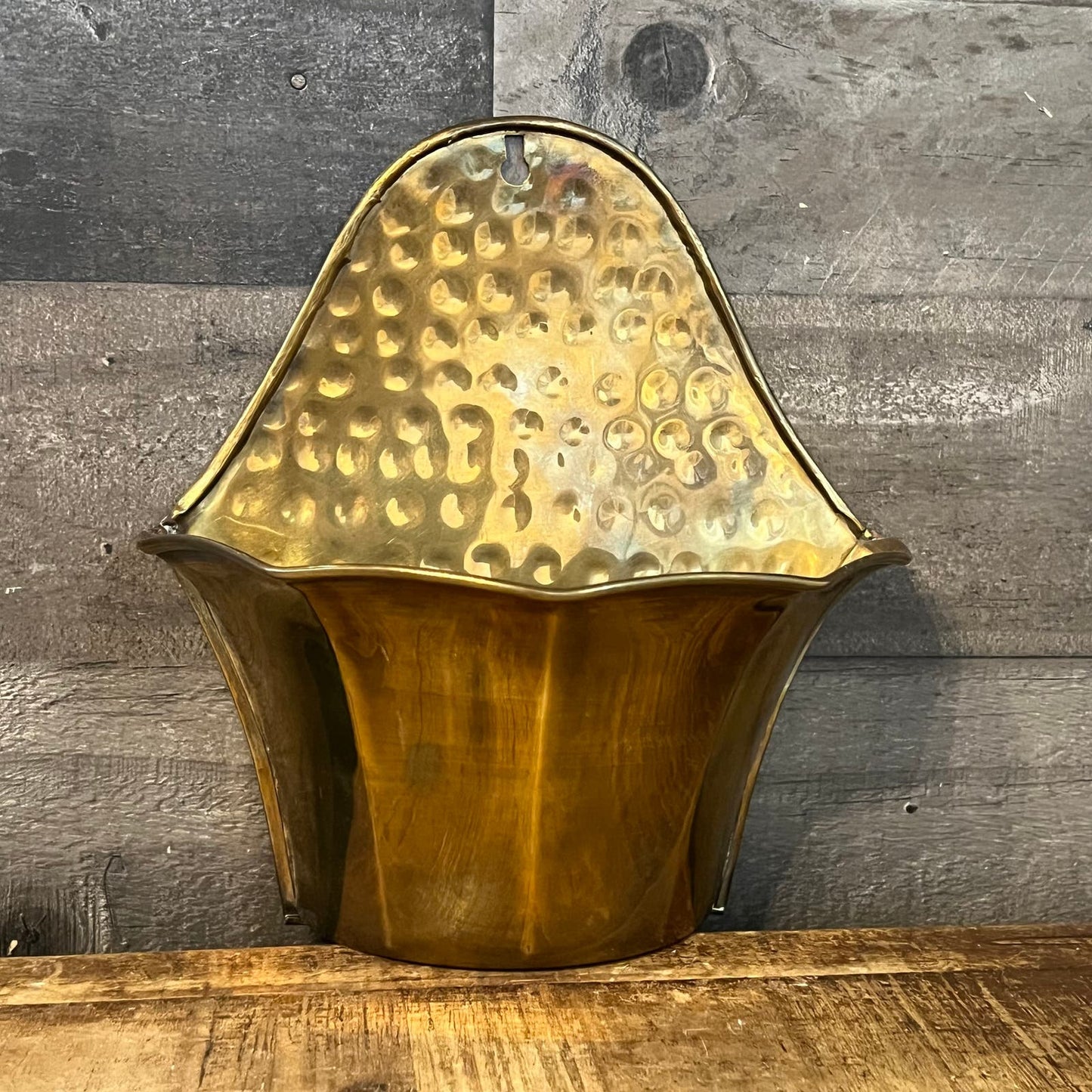 Vintage Brass Scallop Rim Pocket Wall Hanging Planter