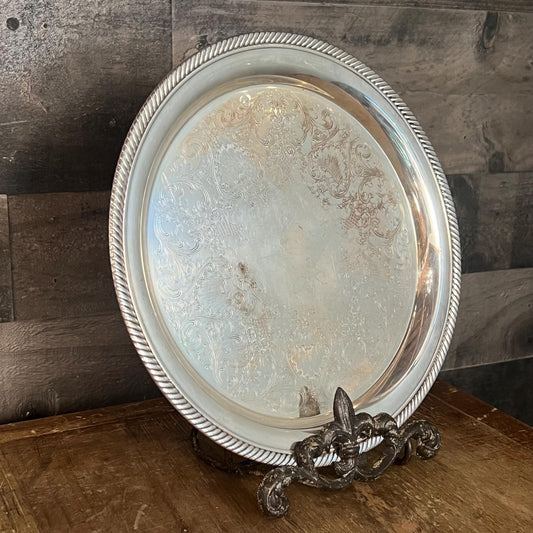 Vintage International Silver Company Castleton 670 Round Silverplated Serving Tray