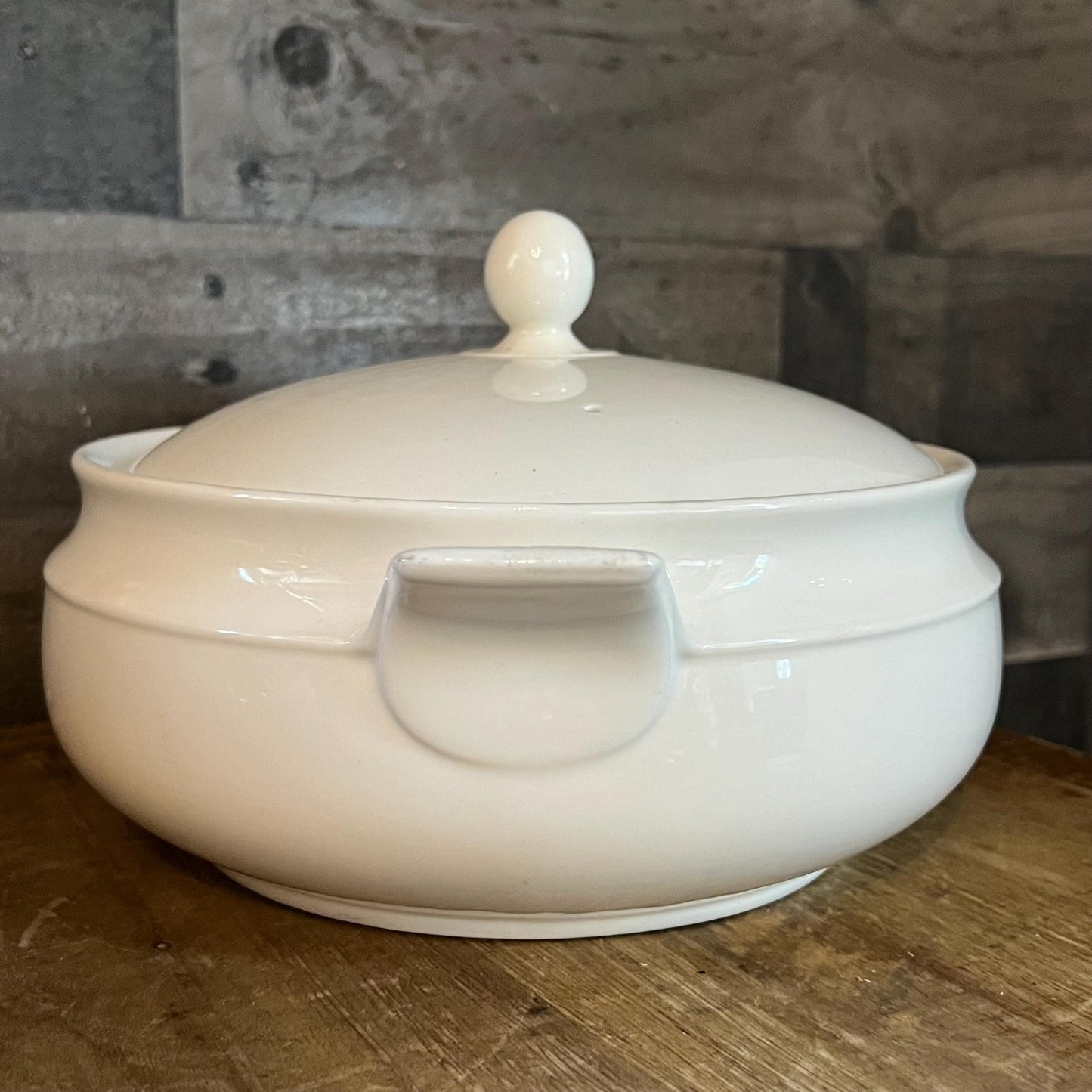White Round Handled Lidded Casserole Dish - Vegetable Dish
