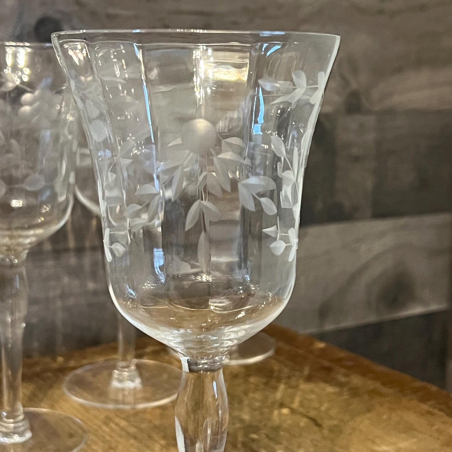 Vintage Set of 6 Floral and Ivy Etched Crystal Long Stem Wine Glasses