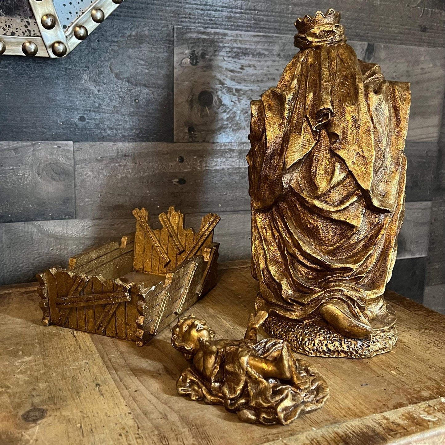 Vintage Gold Tone Large Nativity Set