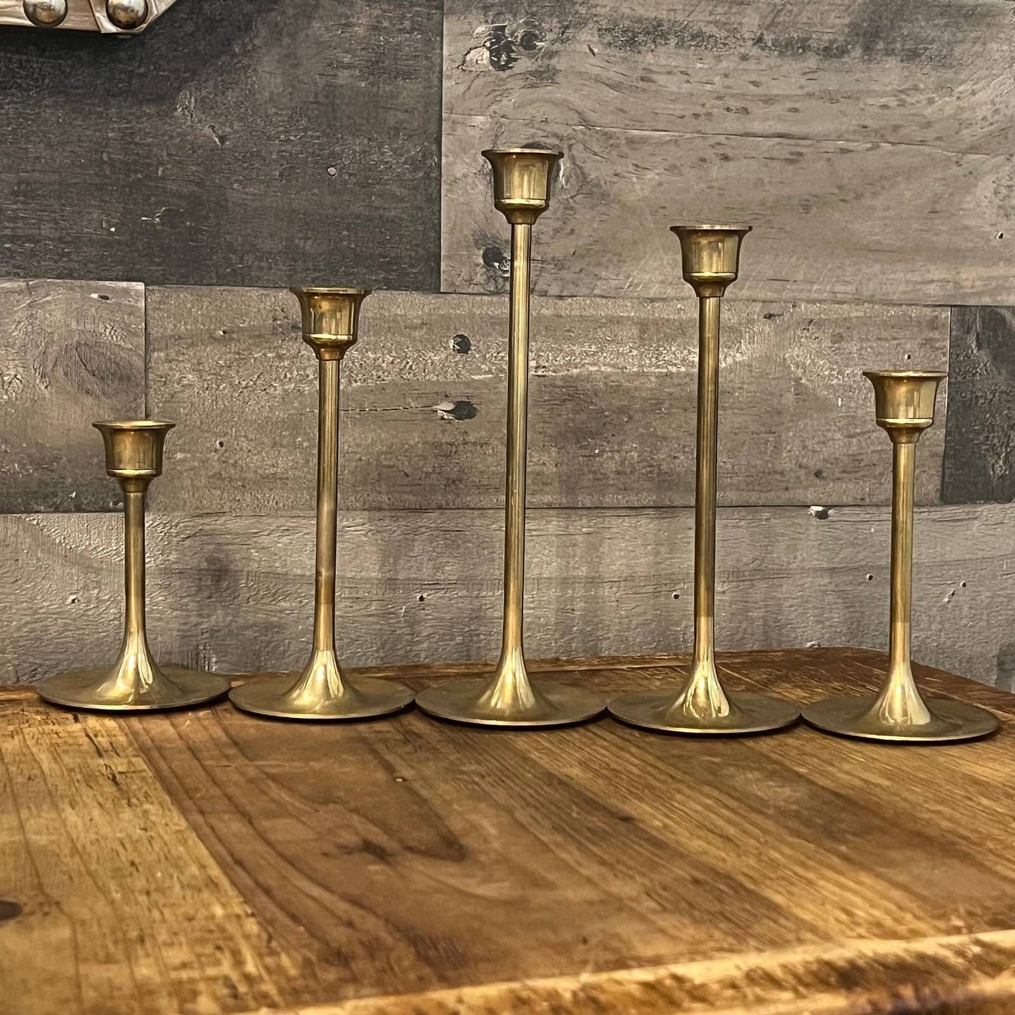 Vintage brass graduated height candlestick holders - 5 candlestick holders