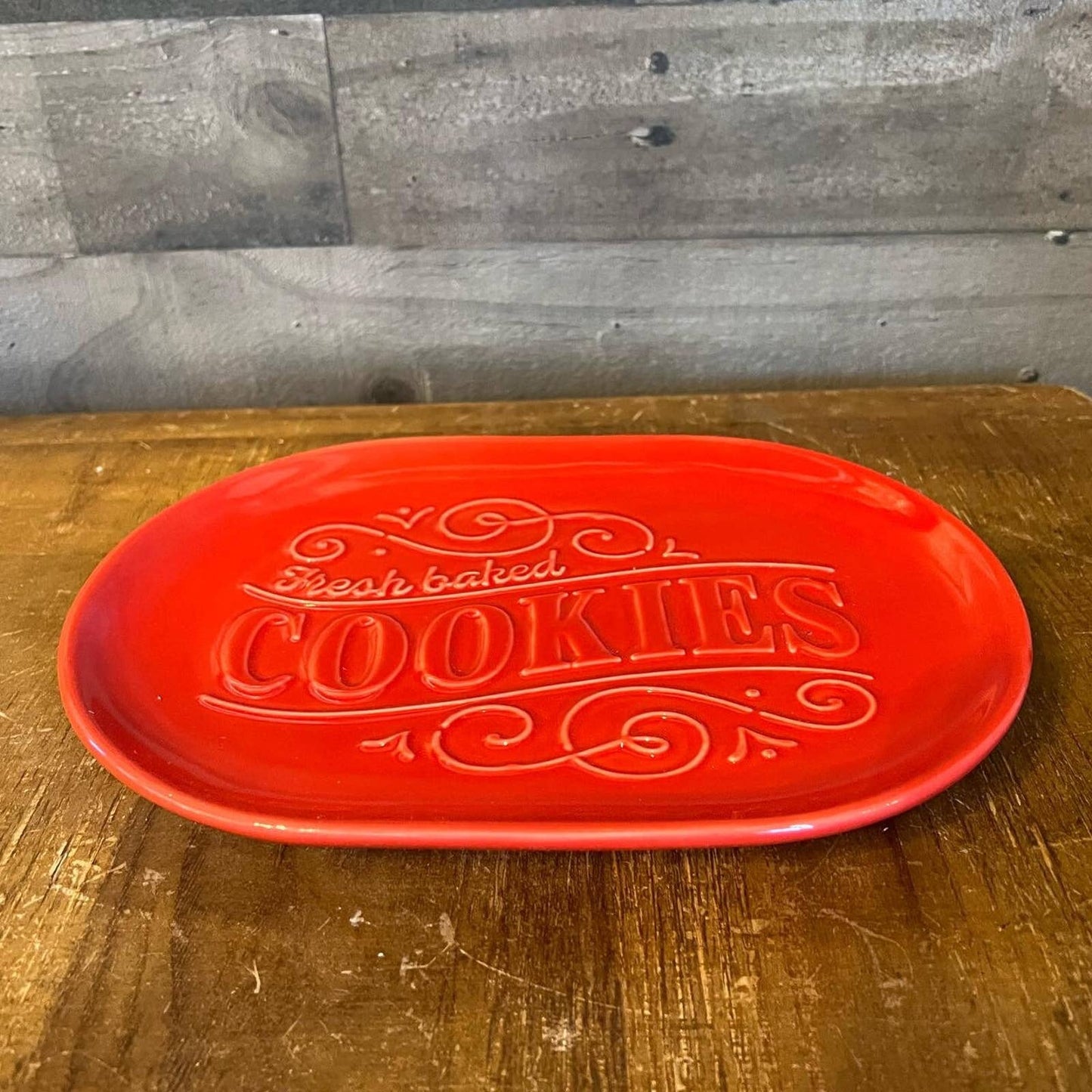 Vintage fresh baked cookie red tray