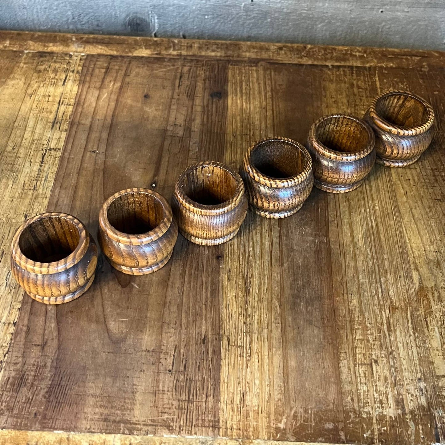 Vintage wooden napkin rings - set of 6