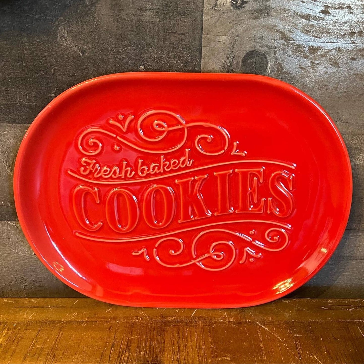 Vintage fresh baked cookie red tray