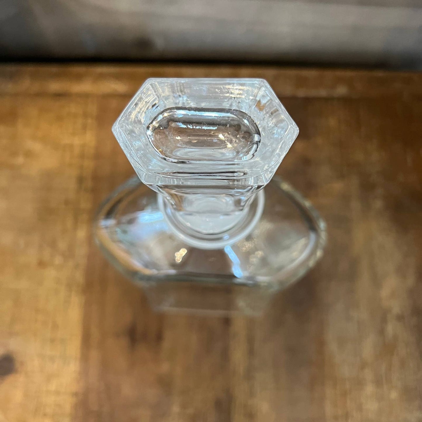 Clear glass decanter and stopper