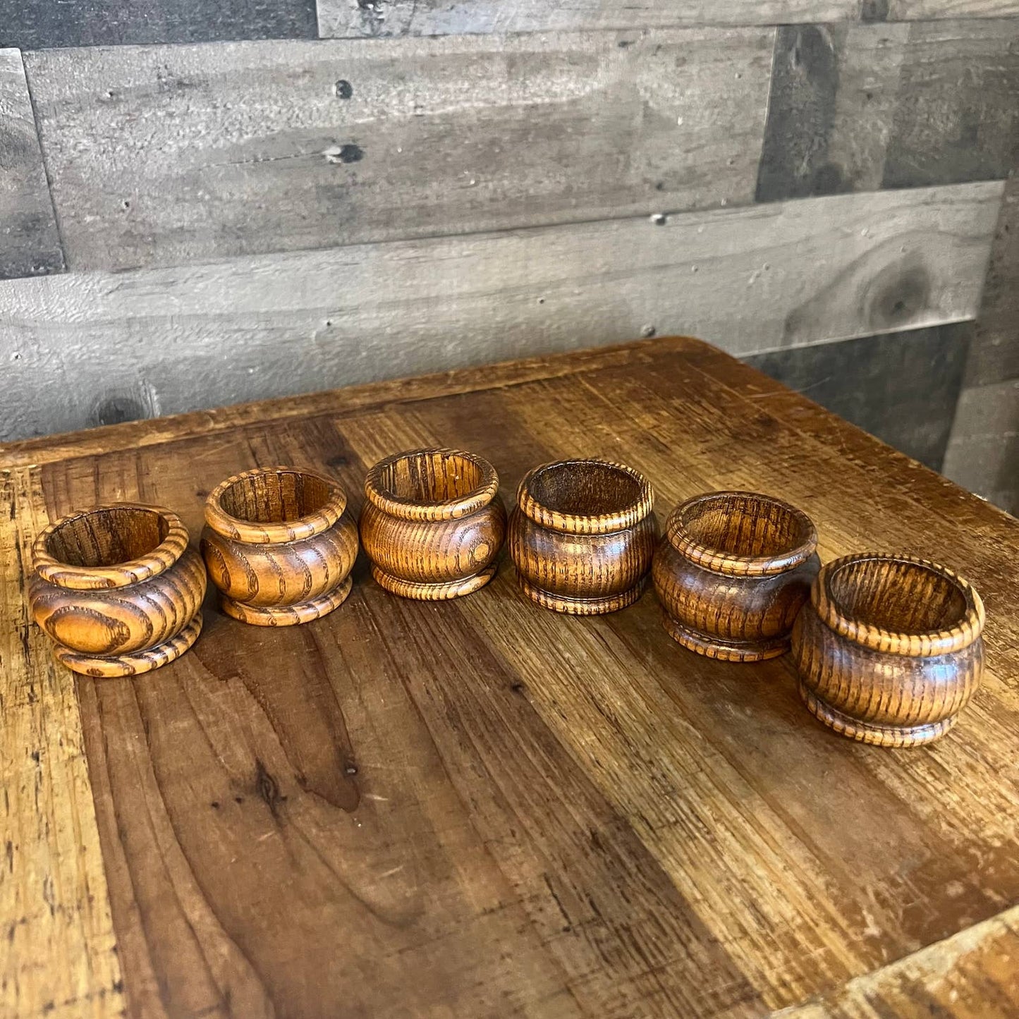 Vintage wooden napkin rings - set of 6