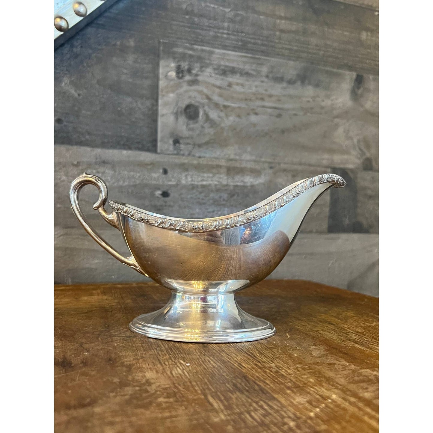 Vintage silver plated handled pedestal gravy boat - sauce boat - liquid server