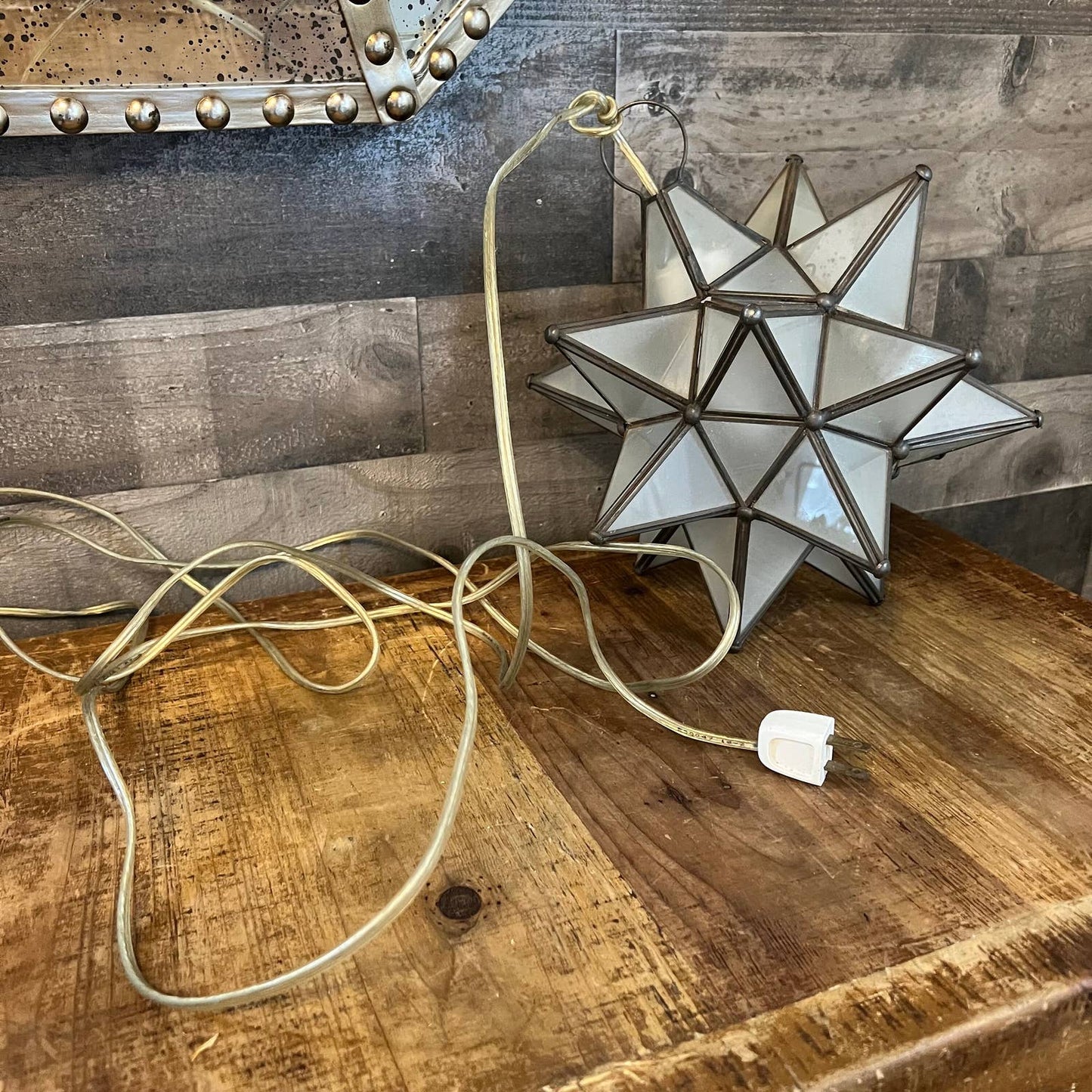 Vintage frosted glass metal frame pendant star lamp