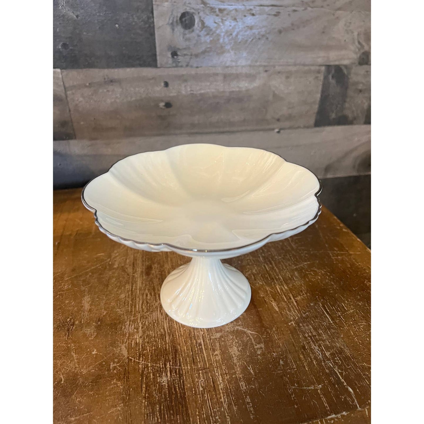 Vintage LENOX ivory pedestal bowl