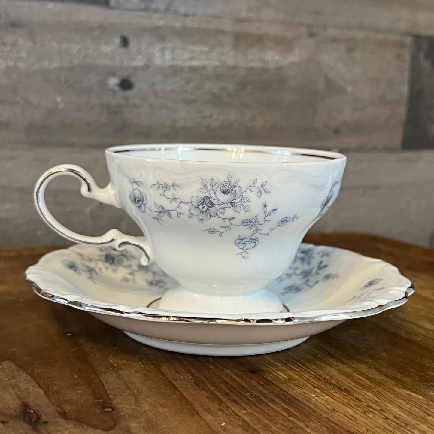 Johann Haviland Blue Garland Bavaria Germany footed teacup and saucer