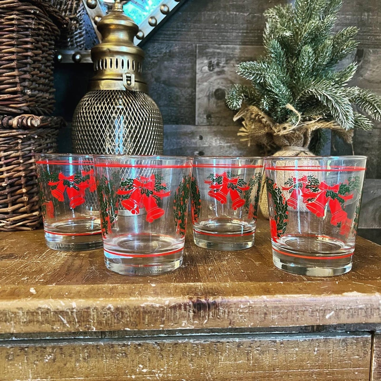 Libbey wreath and bow glasses - set of 4