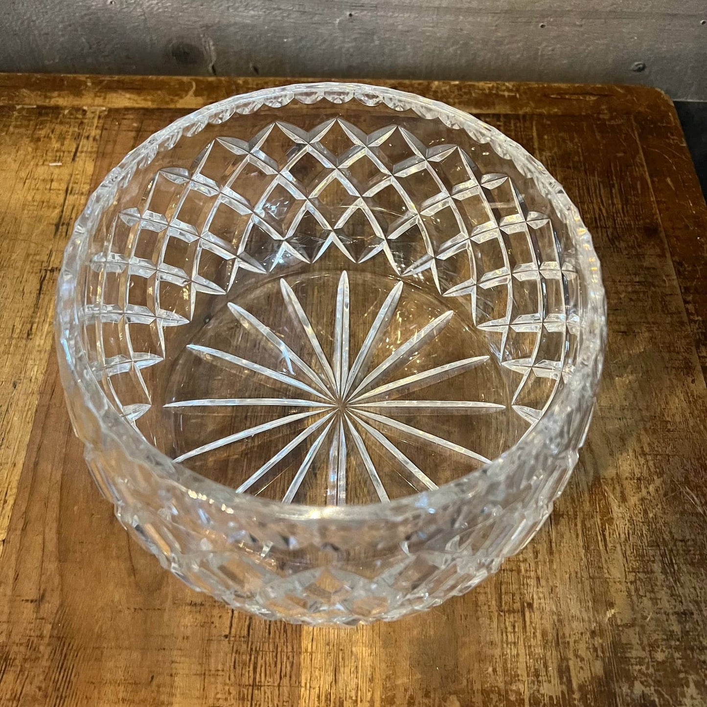 Heavy crystal diamond design thumbprint rim bowl - vase