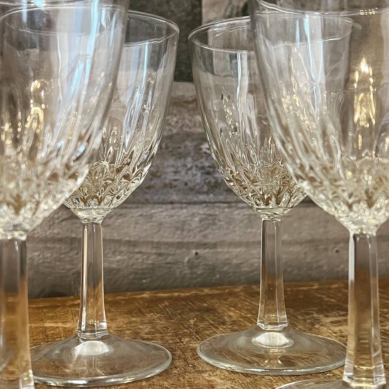 alstaire crystal wine glasses Cristal D’Arques crystal diamond point pattern claret wine glasses