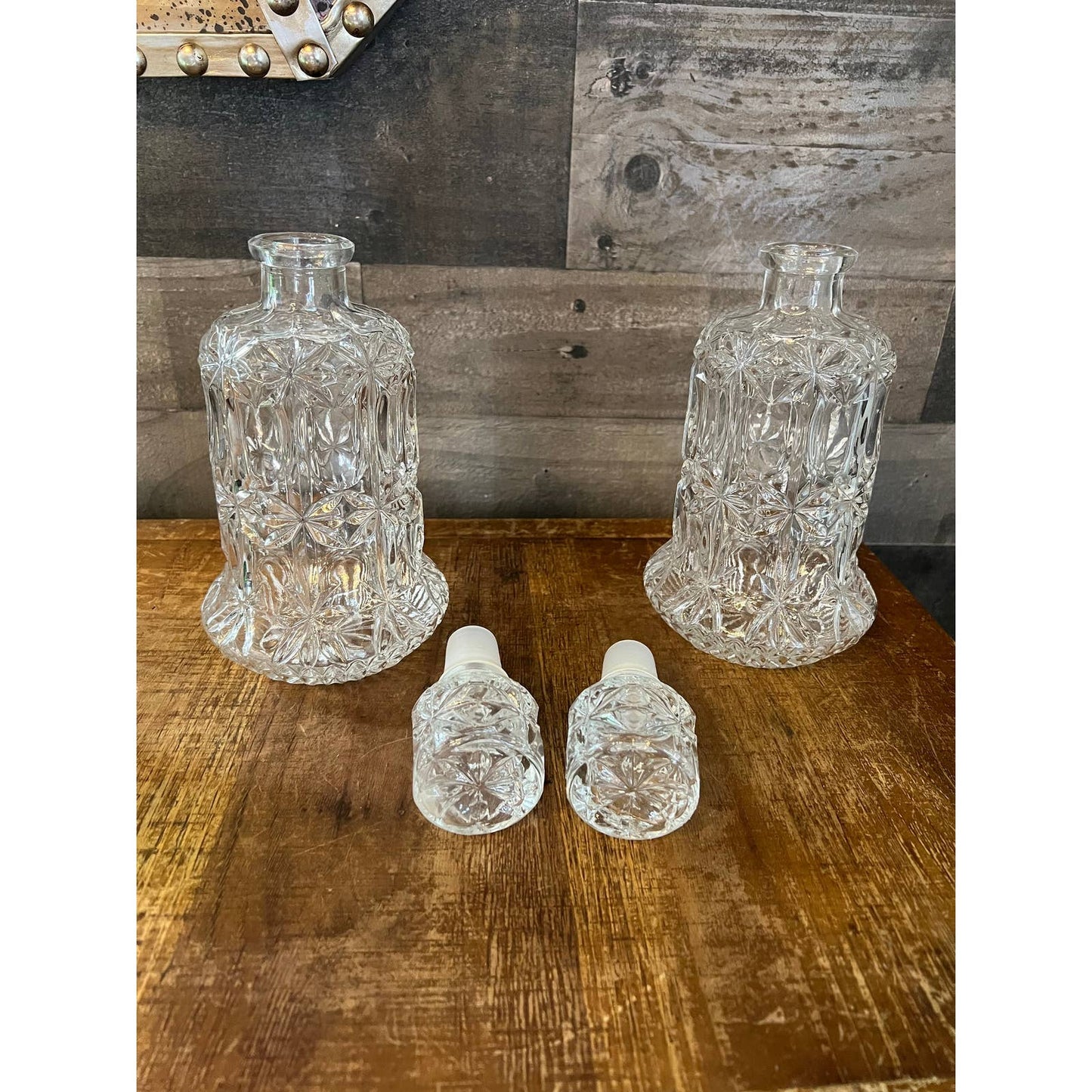 Crystal decanter pair