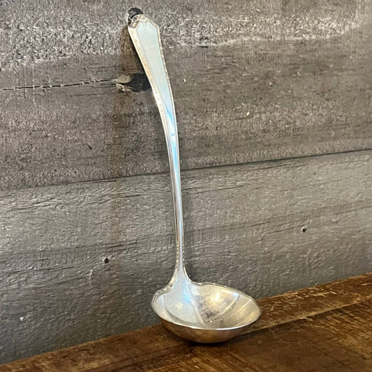 Vintage Tudor Plate Oneida Community Made silver plate ladle