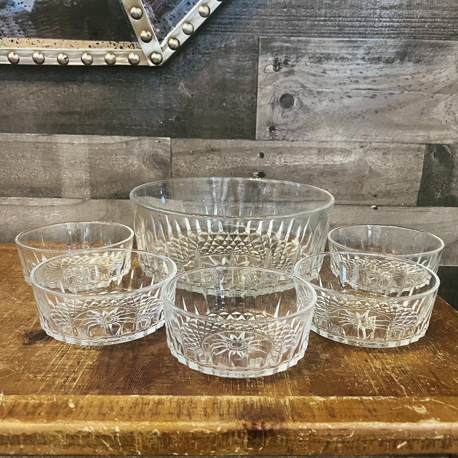 Arocroc crystal salad deals bowls