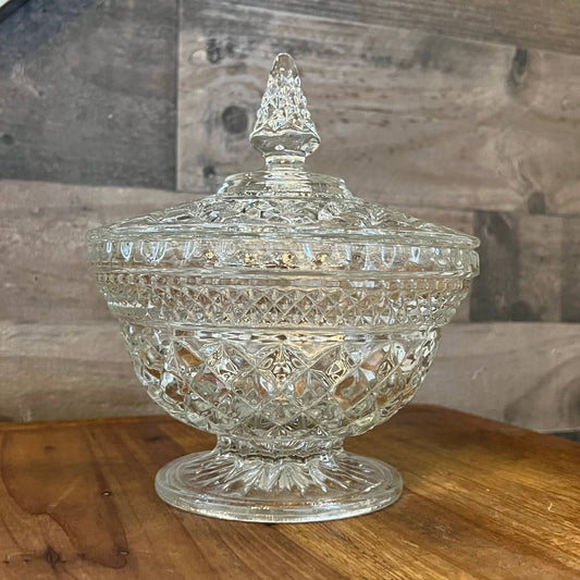 Vintage anchor hocking wexford pattern candy dish and lid
