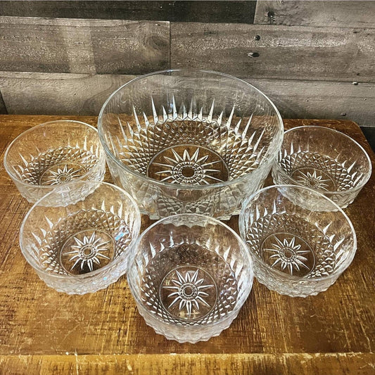 Arcoroc France crystal starburst bowl set - 1 large bowl 5 small bowls